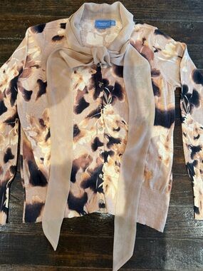 Simply Vera Vera Wang Floral Tie-Neck Cardigan in Beige and Black